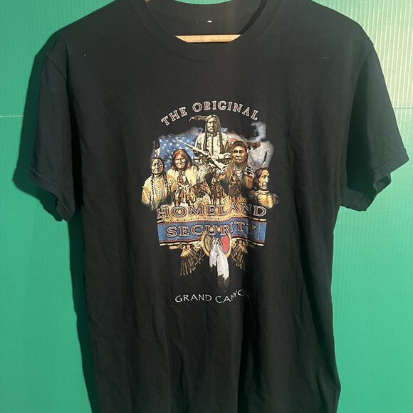 Vintage Native American “The Original Homeland Security” T-Shirt Grand Canyon Gr - Picture 1 of 4